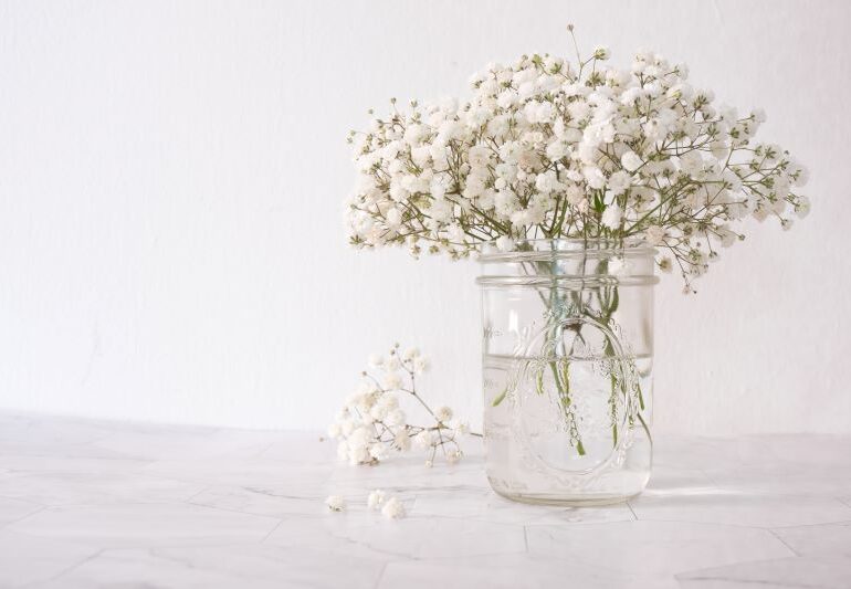 White Filler Flowers for Volume and Aesthetics